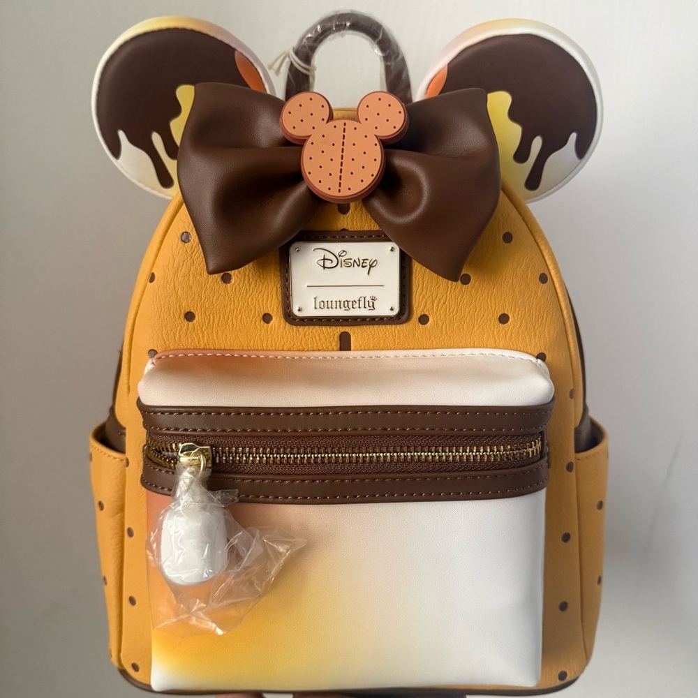 🚫Sold Out🚫 Loungefly Disney Minnie Mouse S'mores Scented Mini BKPK EXCLUSIVE 💛🤍🤎